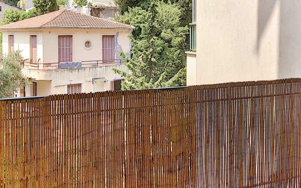 Nice Ouest – 2 pièces en étage élevé beau potentiel