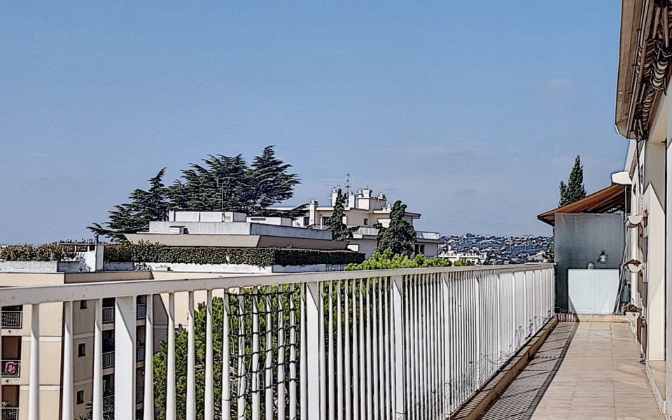 Cimiez Rectorat – Spazioso 4 vani di 119 m² con ampia terrazza e parcheggio