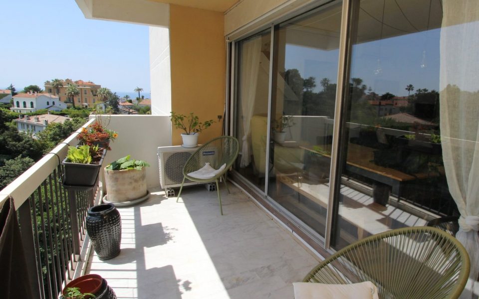 Nice Cimiez – 3 pièces 70m2 dans jolie résidence piscine