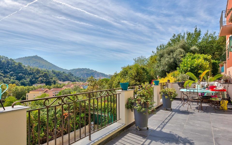 Una casa nel verde vicino alla città