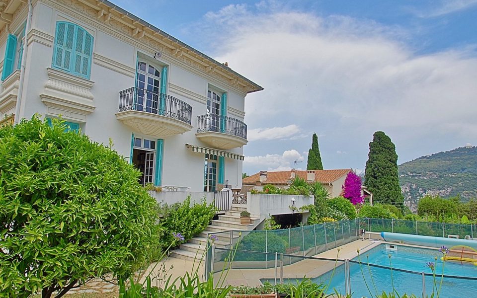 Nice Cimiez – Private Mansion With Swimming Pool – Experiment the Charms of the 1920’s