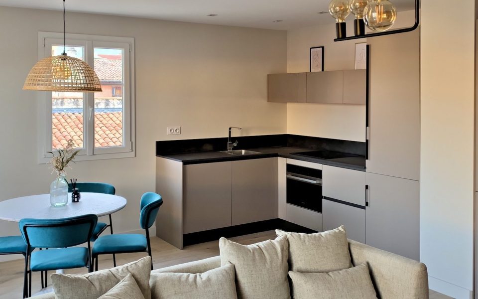 Vieux Nice – Nella città belle 3 camere con terrazza in una zona tranquilla