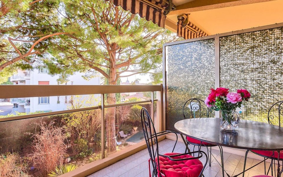 Nice Cimiez- 2 Bedrooms Apartment 58 sqm Fully Furnished
