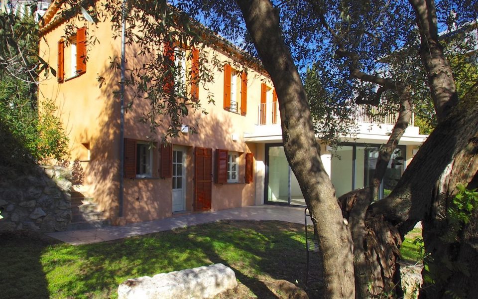 Nice Cimiez – Exceptional – Villa 4 Bedrooms 97 sqm with garden 730 sqm