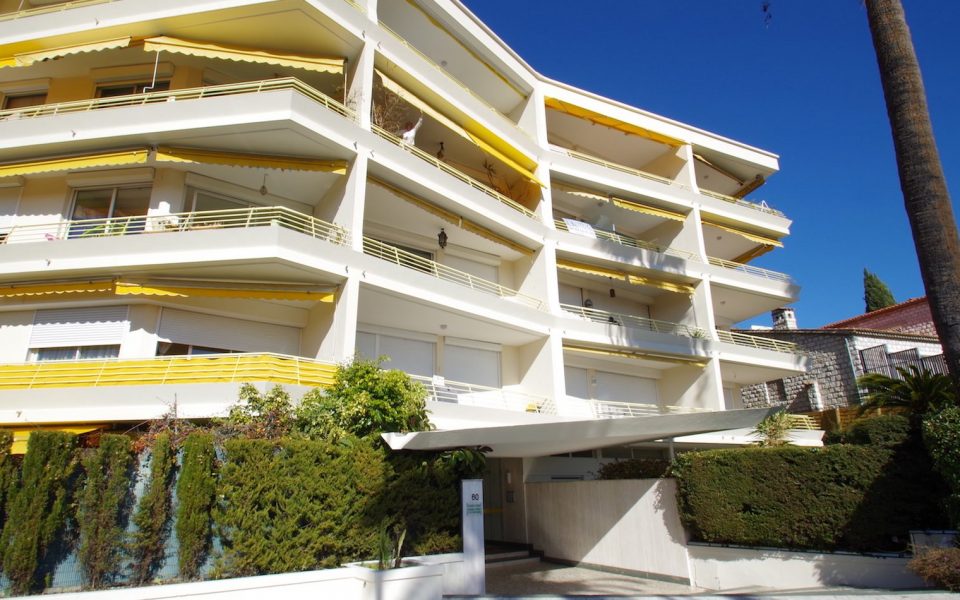 Nice Cimiez Bieckert – 2 bedrooms apartment 52 m² with basement parking