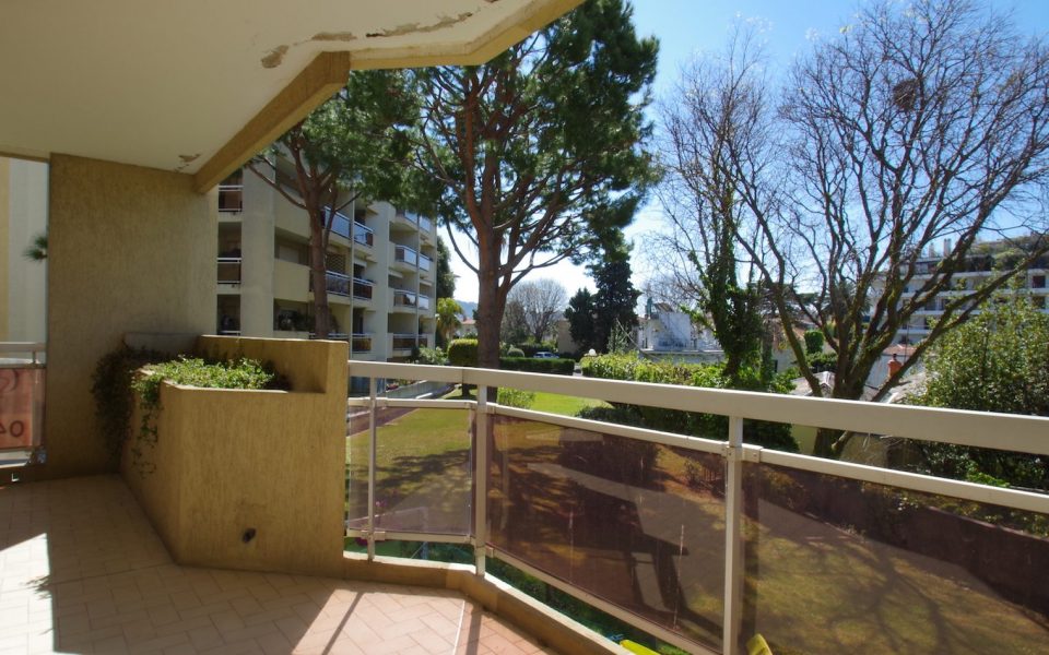 Nice Arènes de Cimiez – 2 Bedrooms apartment 78 sqm to rent