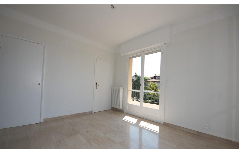 Appartment 1 Room 67 m² to rent