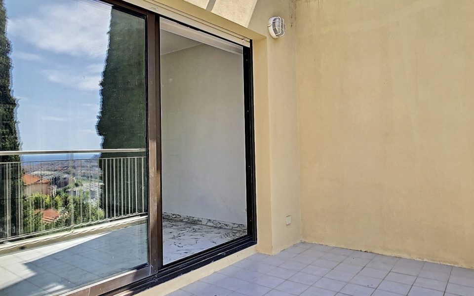 Cimiez Monastère – 3 Pièces avec terrasse au calme
