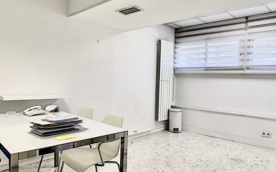 Cimiez Arènes – Studio medico in affitto – 97mq
