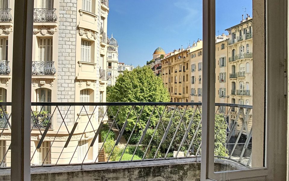 Nice Centre – Proche Gare du Sud grand 2 pièces