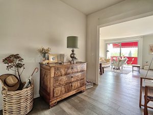 Nice Cimiez – Elegant One Bedroom 65 sqm Renovated in a Residence with Park