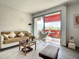 Nice Cimiez – Elegant One Bedroom 65 sqm Renovated in a Residence with Park
