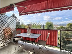 Nice Cimiez – Elegant One Bedroom 65 sqm Renovated in a Residence with Park