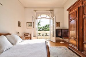 Heart of Cimiez – Sumptuous Bourgeois 4 Bedrooms Apartment 207 sqm Entirely Renovated
