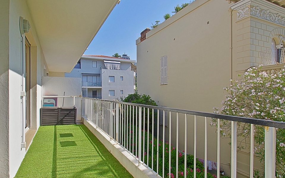 Cimiez – Bellissimo appartamento con 2 camere da letto con parcheggio