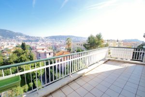 Nice Cimiez – Ampio appartamento con 3 camere