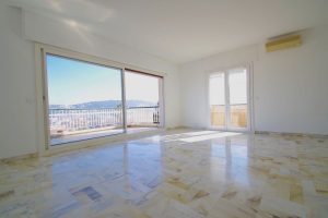 Nice Cimiez – Ampio appartamento con 3 camere