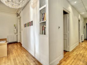 Nice Gambetta – Receive Your Clients in a Beautiful Bourgeois House !