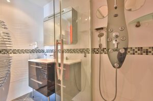 Nice Cimiez – Spacious Studio with Terrace in Residence with Pool