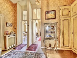 Nice Cimiez – Spacious Bourgeois Apartment in the Heart of the Cimiez District