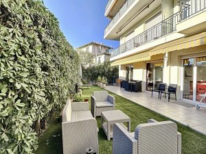 Cimiez Brancolar – Un jardin pour ce 3/4 pièces idéalement placé