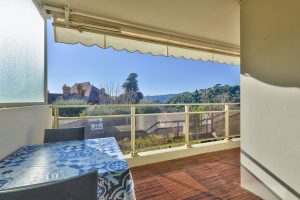 Cimiez – Spacieux studio avec terrasse dans résidence avec piscine