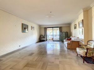 Nizza Cimiez – Luminoso 3 Camere 88 mq in condominio di lusso