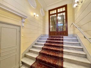 Nizza Coeur Musiciens– Grande 3 Camere 125m² in un edificio borghese
