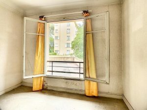 Nizza Cimiez – 2 camere 42 m2 da ristrutturare in ambiente bello e tranquillo