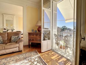 Nice Cimiez – Beautiful 4 Bedroom Apartment in High Floor with Sea View and Parking