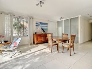 Nice Cimiez – Spacious 4 Bedroom Apartment With Terrace, Garden And Private Pool