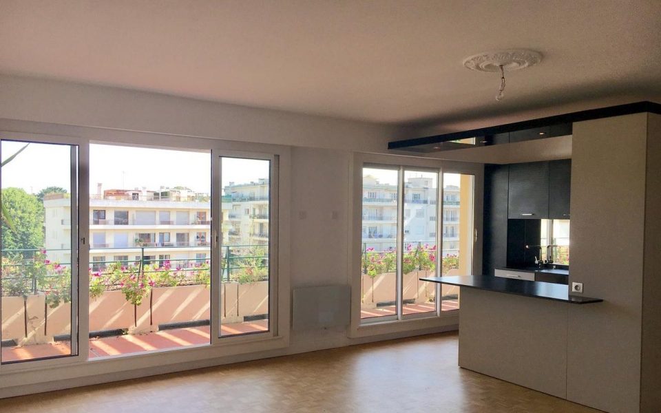Cimiez Flirey – 2 Bedroom Apartment 72 sqm for Rent Top Floor