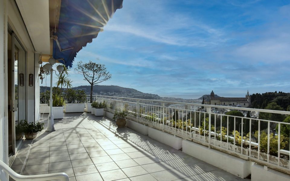 Cimiez – Dernier étage Penthouse Proche Monastère