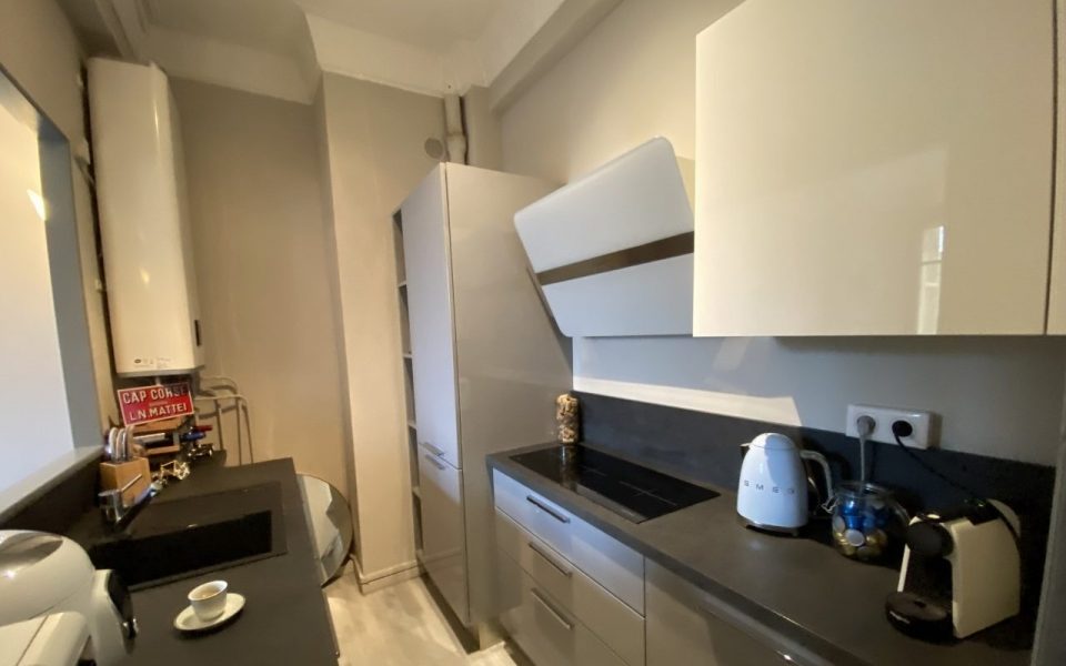 Nizza Cimiez – Appartamento di 2 stanze 51m2 in edificio art deco