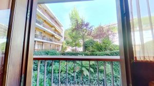 Nice Gairaut – Large One Bedroom 80 sqm to Renovate in a Park