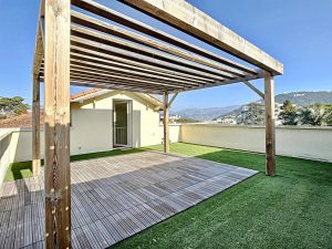 Nice Cimiez – Top Floor with Terrace in Residence with Pool