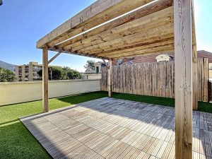 Nice Cimiez – Top Floor with Terrace in Residence with Pool