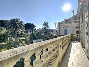 Nice Cimiez – Top Floor with Terrace in Residence with Pool