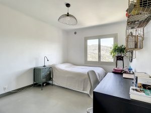 Nizza Cimiez – Casa a un piano con giardino mediterraneo.