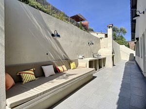 Nizza Cimiez – Casa a un piano con giardino mediterraneo.