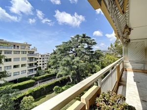 Nizza Cimiez – Appartamento di 3/4 stanze spazioso e soleggiato