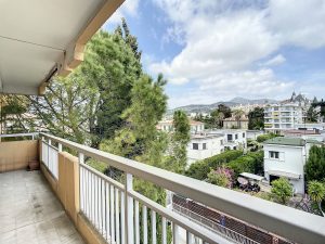 Nizza Cimiez – Appartamento di 3/4 stanze spazioso e soleggiato