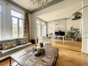 Nice – Live large in Cimiez in this magnificent bourgeois apartment!