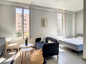 Nice Riquier –  Joli studio meublé de 28m2