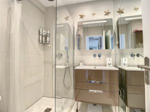 Nice Coeur Cimiez – In un residence di lusso, appartamento di 2 locali con terrazza e bella vista.