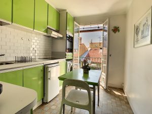 Vieux-Nice – Furnished studio 29 sqm – Balcony and open view