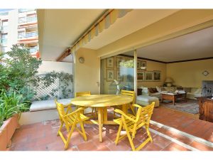 Cimiez Arènes – Grand 4 pièces ouvrant sur Jardin