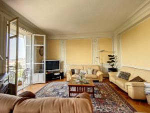 Nice Cimiez – Beautiful 4 Bedroom Apartment in High Floor with Sea View and Parking