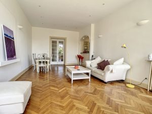 Nice Cimiez – 2 Bedroom Apartment Belle Epoque in a Palace with Balcony