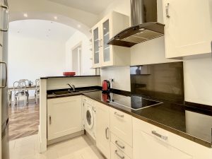 Nice Cimiez – 2 Bedroom Apartment Belle Epoque in a Palace with Balcony